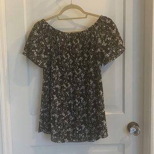 Michael Kors olive top